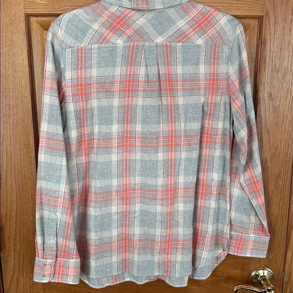 NEW Talbots Button Down - Picture 3 of 5